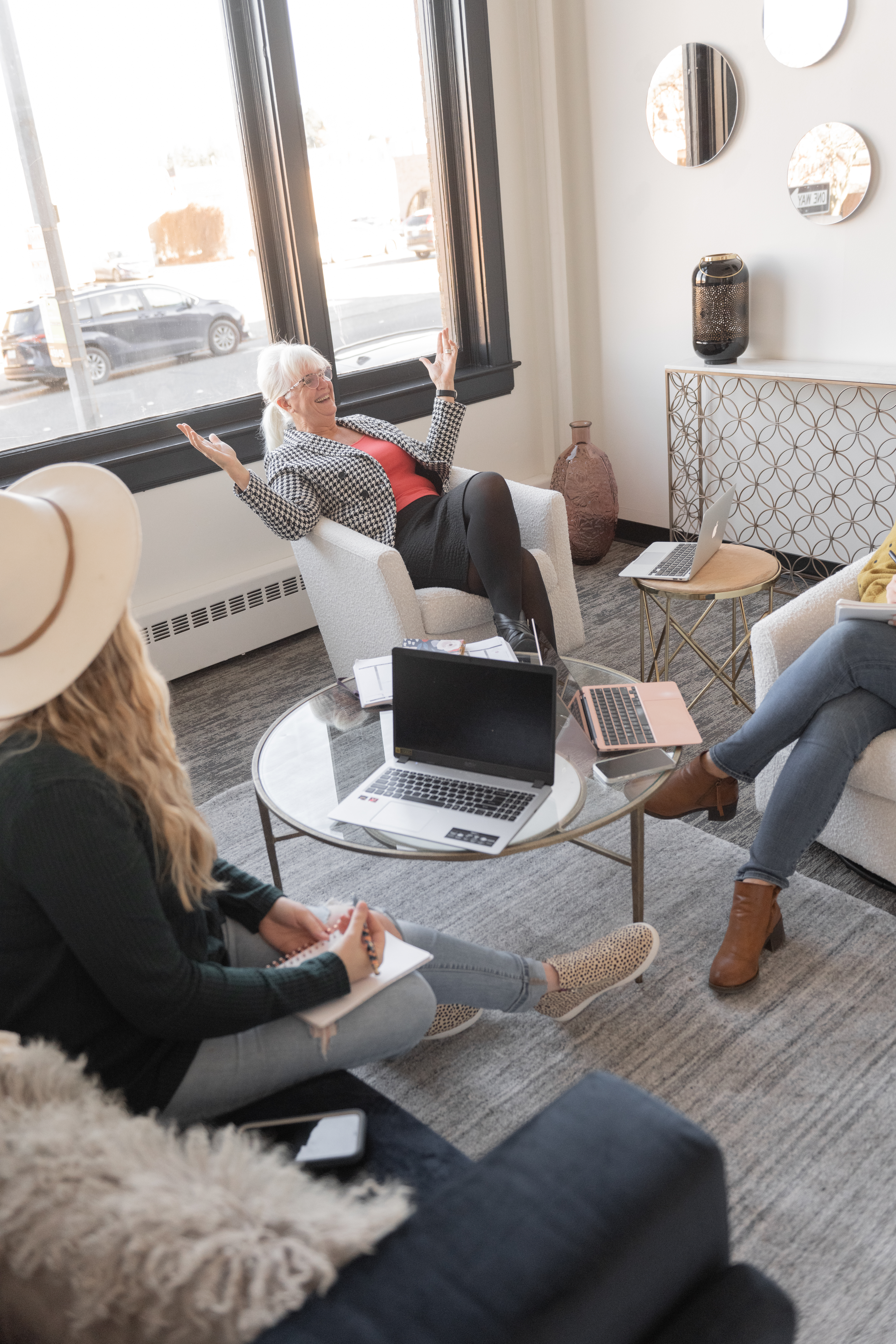 10_30_2021_Her_Connection_Hub_Lifestyle_Branding-173